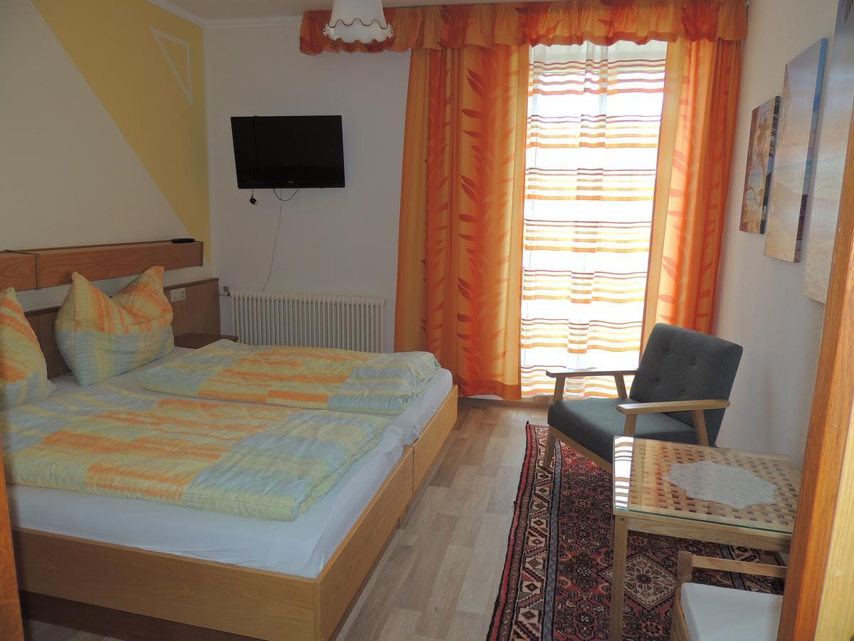 Kreuzen  Kirchenwirt Inn מראה חיצוני תמונה